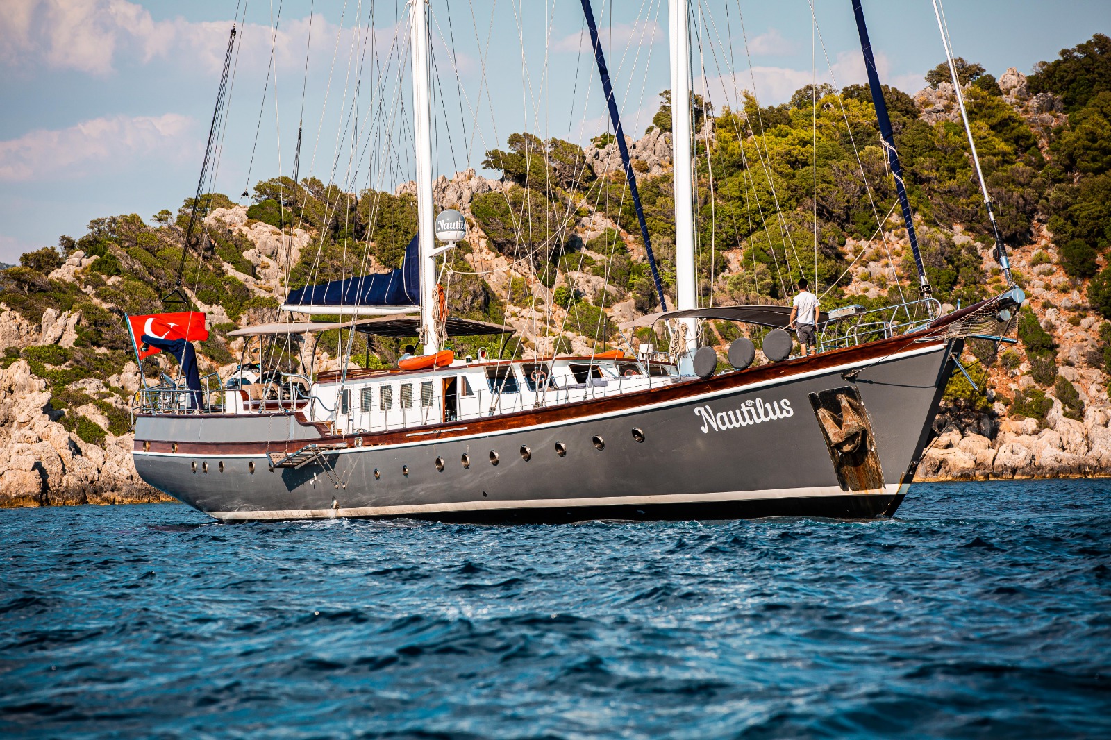 nautilus yacht charter